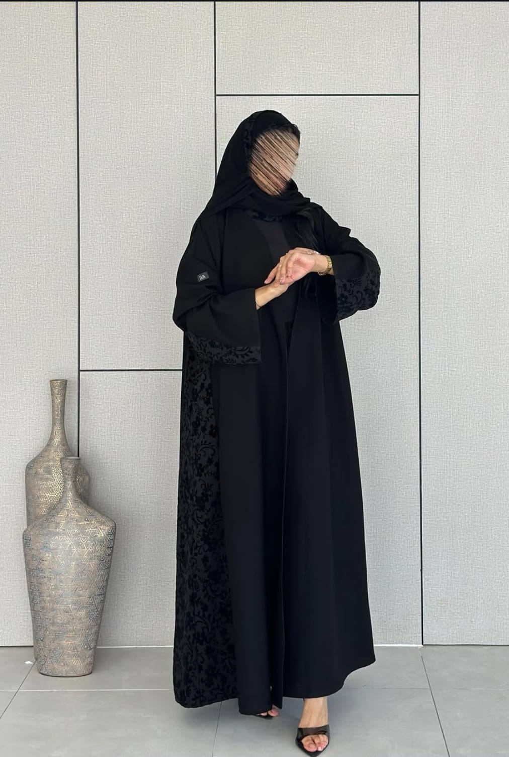 Velvet Elegance Abaya